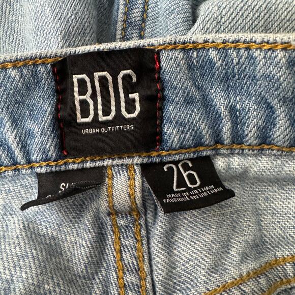 BDG Urban Outfitter Slim Straight Mom Cropped Button Fly Jeans Size 26 - Picture 10 of 10